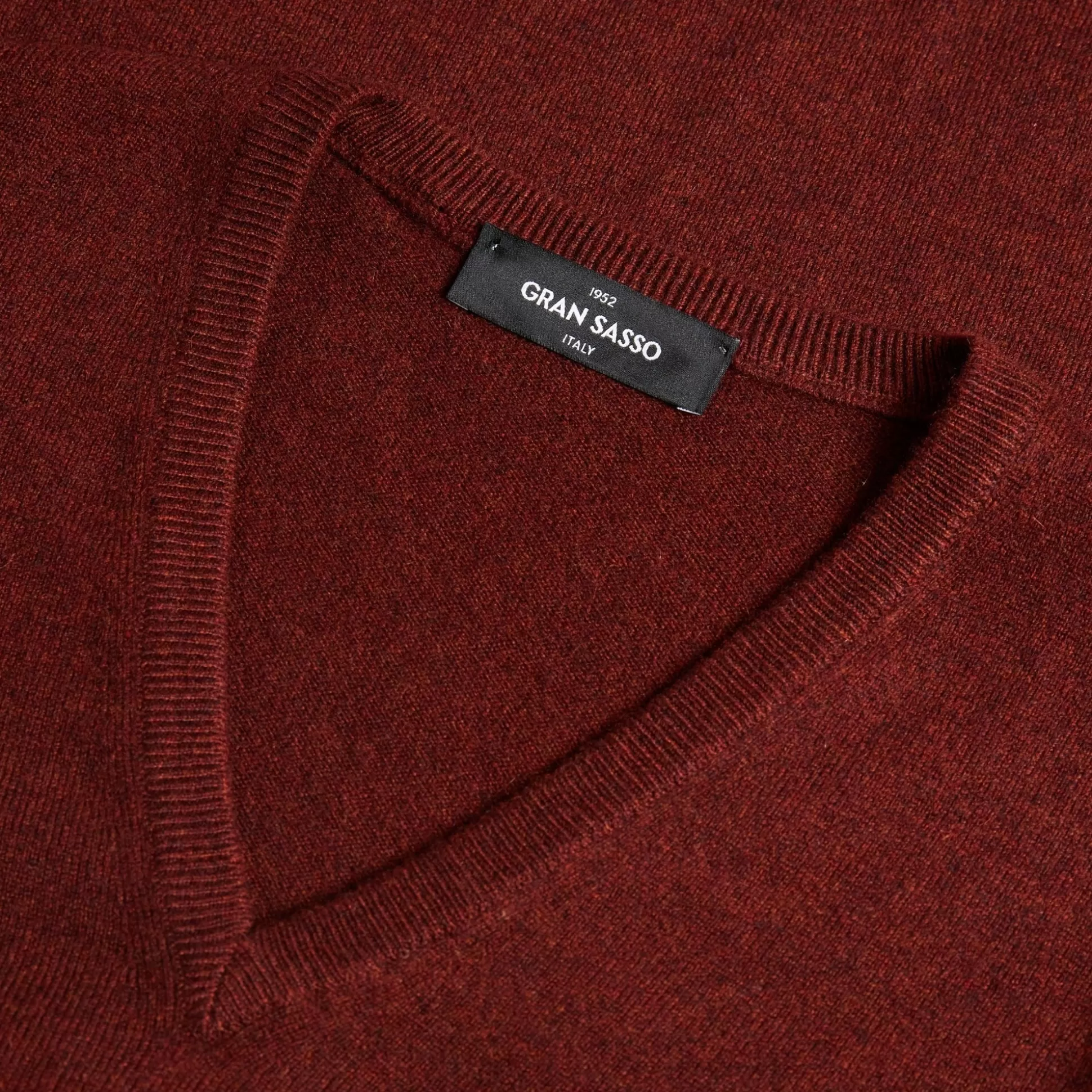 New Henry Bucks GRAN SASSO Cashmere V Neck Knit MAROON