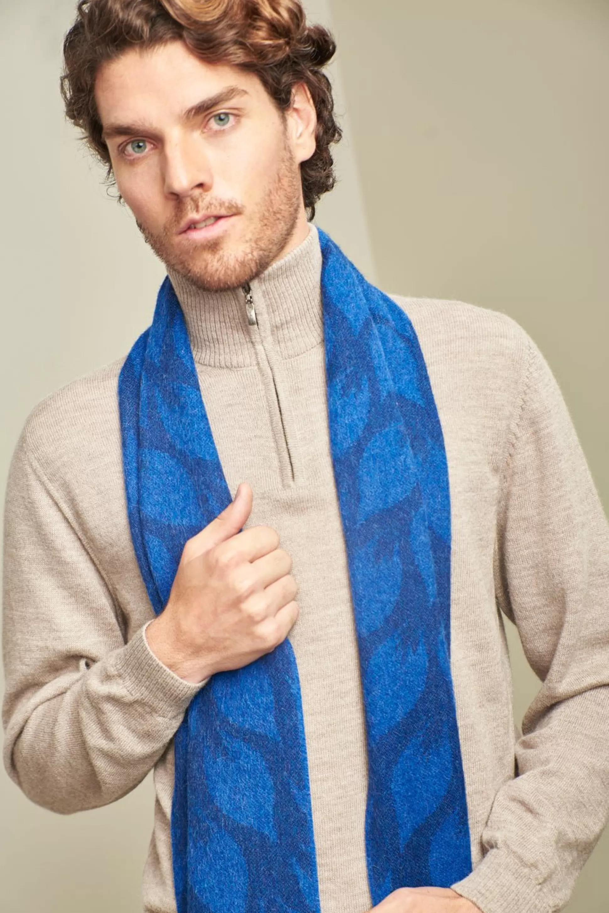 Flash Sale Henry Bucks KUNA Scarves BLUE NAVY