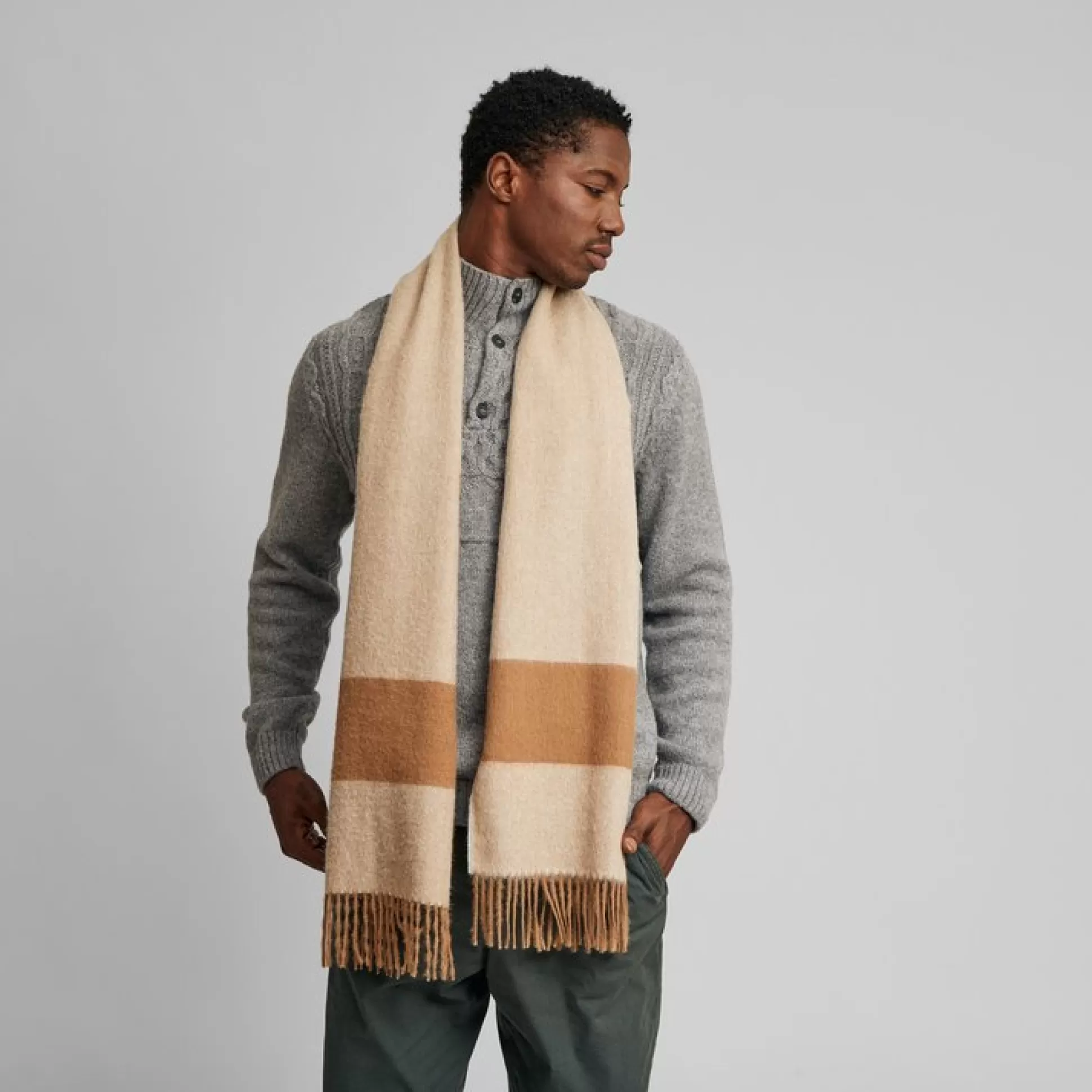 Sale Henry Bucks KUNA Welche Scarf CAMEL