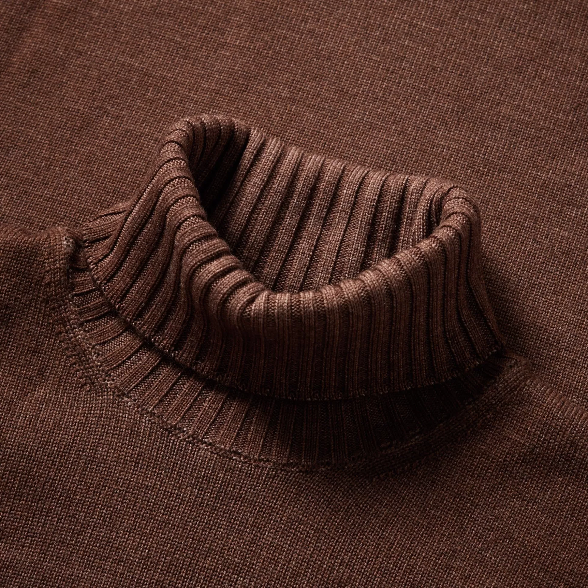 Clearance Henry Bucks MCKINNON & CO X FERRANTE Merino Turtleneck DARK BROWN